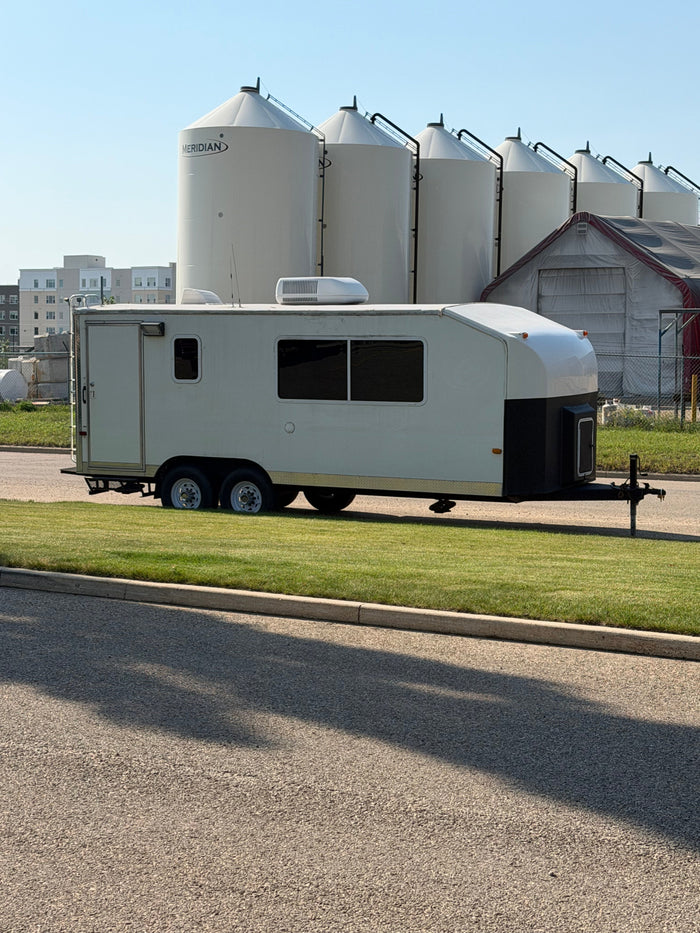 Reconditioned 20 ft office trailer available for rent from ADV Energy Rentals